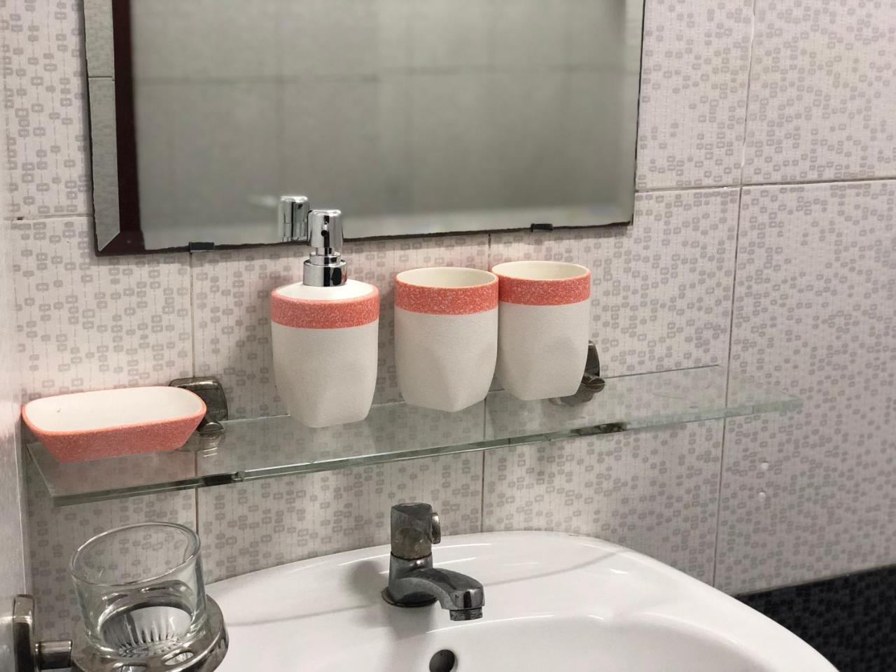 Tina Family Hotel Да Лат Екстериор снимка
