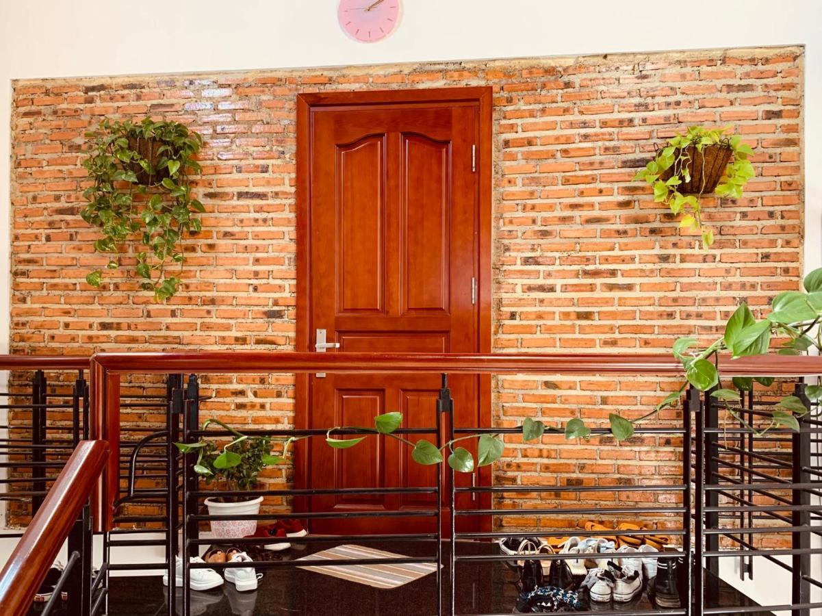 Tina Family Hotel Да Лат Екстериор снимка